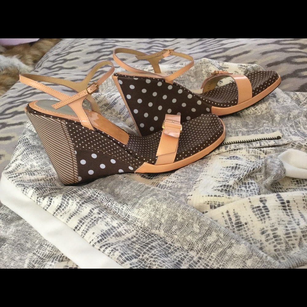 Casedei pink patent and brown fabric wedge